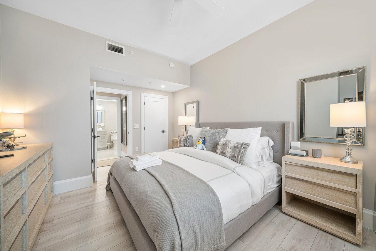 255 Evernia Street, Unit 1502, West Palm Beach, FL 33401 Photo