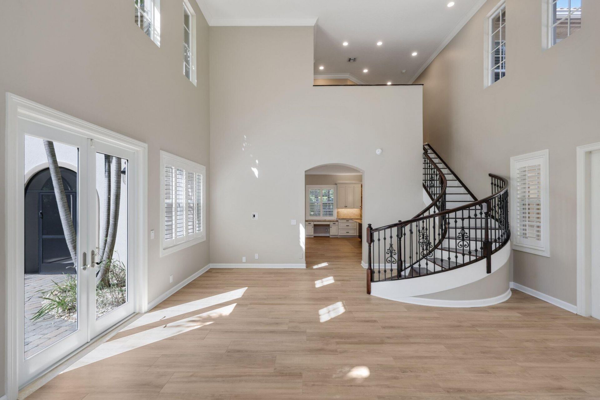 932 Mill Creek Drive, Palm Beach Gardens, FL 33410 Photo