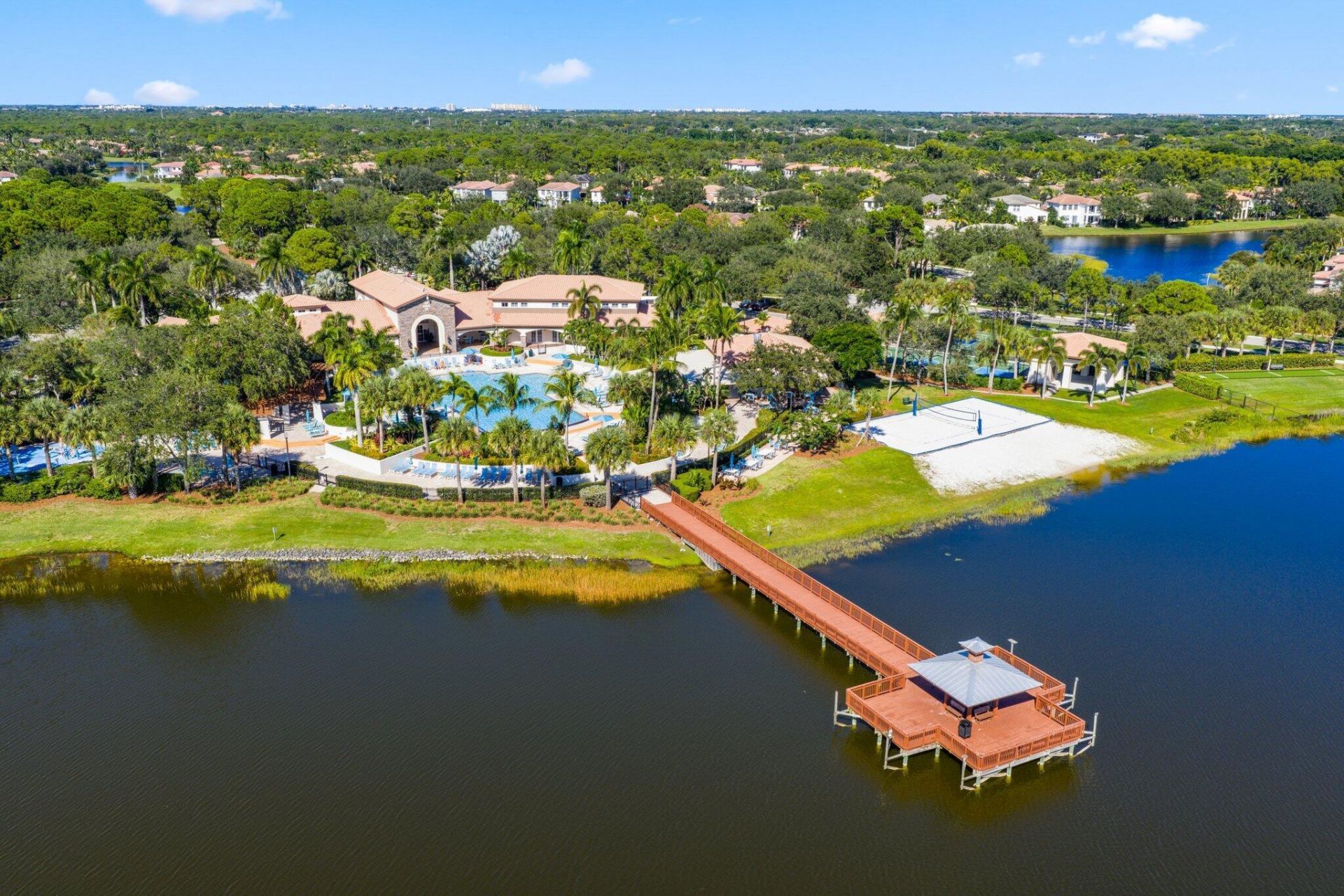 932 Mill Creek Drive, Palm Beach Gardens, FL 33410 Photo