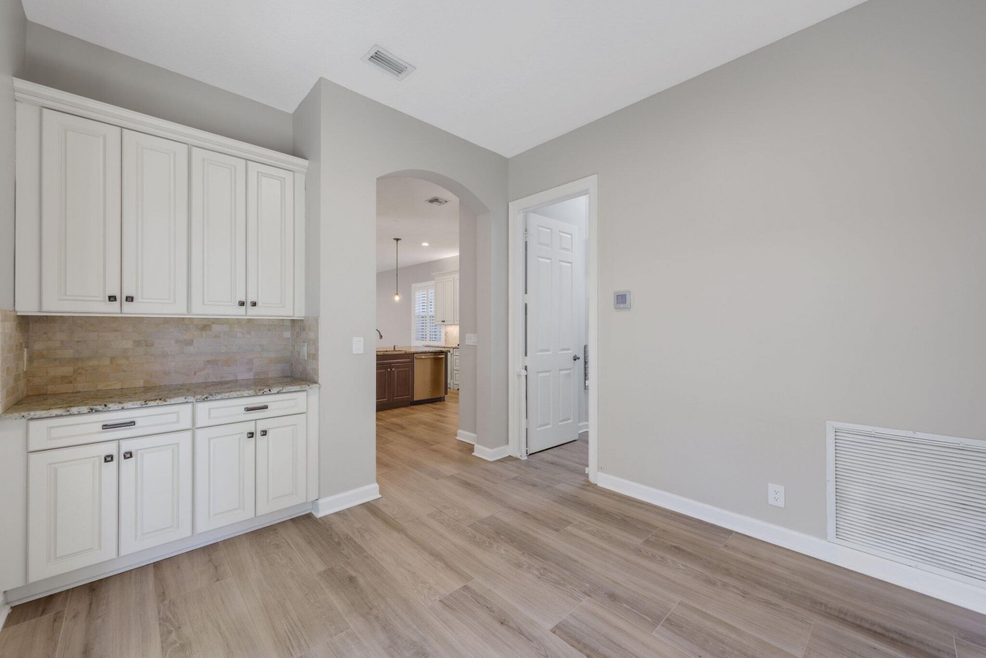 932 Mill Creek Drive, Palm Beach Gardens, FL 33410 Photo