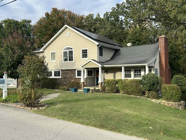 106 New Hampshire, Ashland, KY 41101