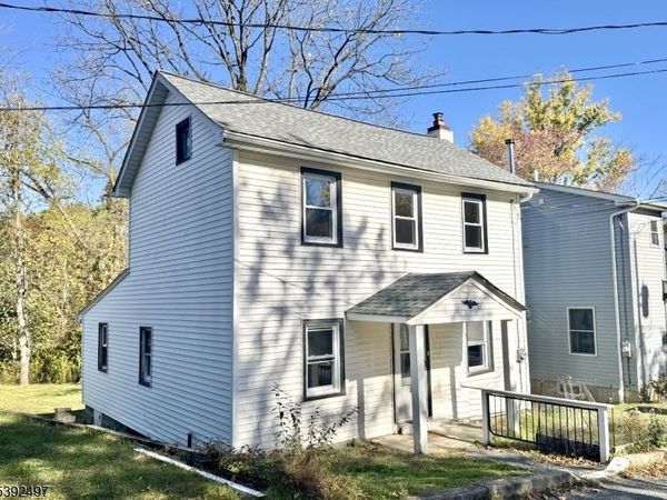 5 Orams Ln, Oxford, NJ 07863