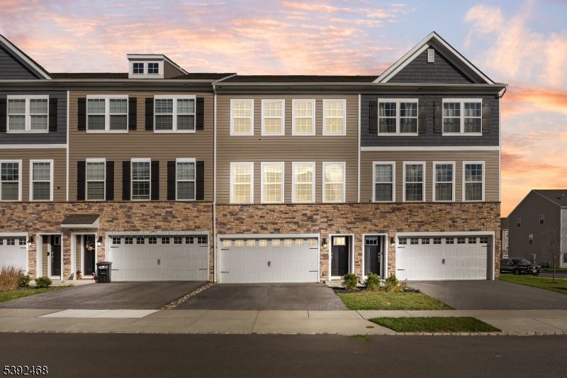 69 Sister's Farmstead Rd, Mount Laurel, NJ 08054 Main Photo