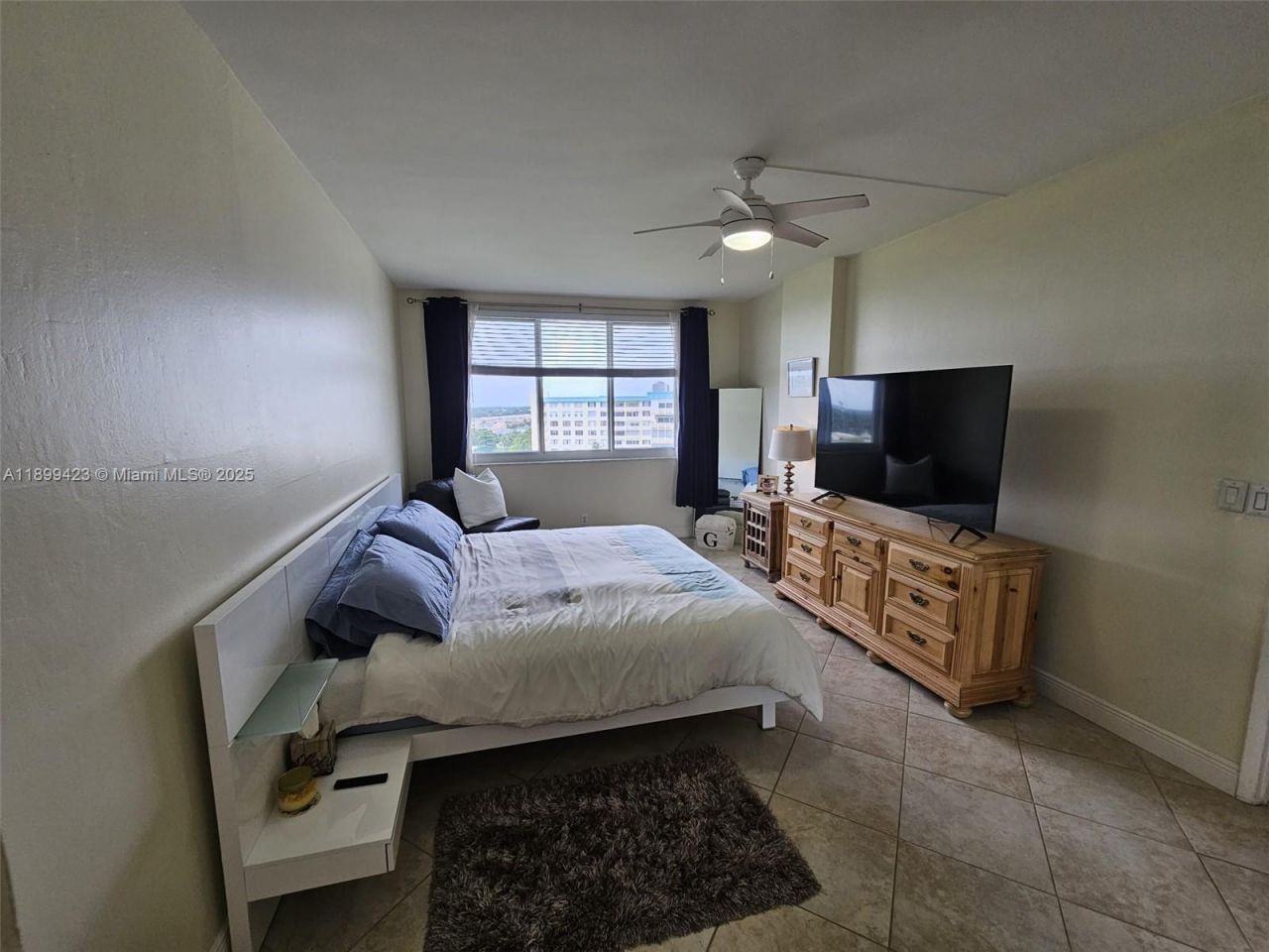 4200 Hillcrest Dr, Unit 1015, Hollywood, FL 33021 Photo