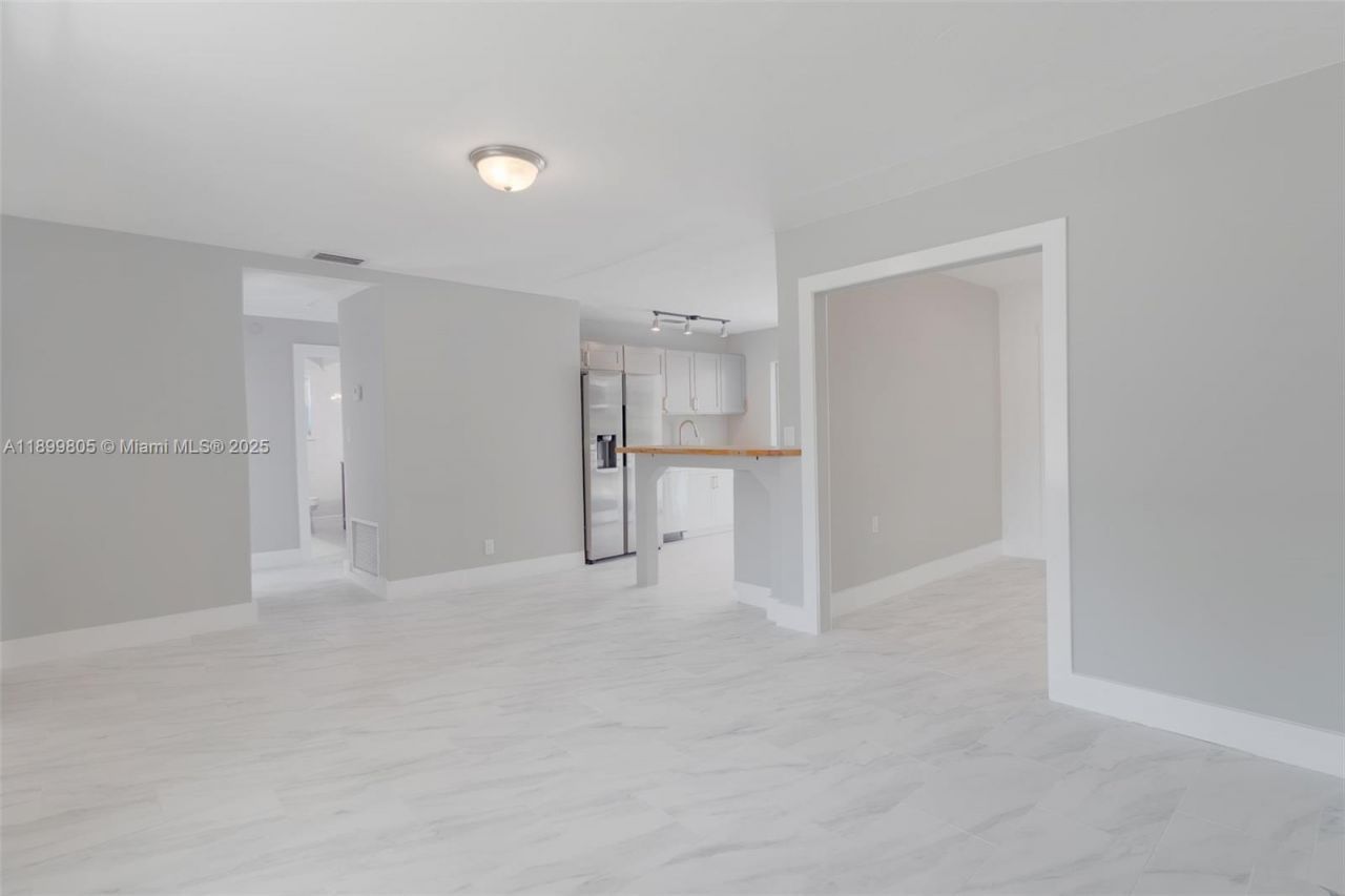 246 NE 13th St, Delray Beach, FL 33444 Photo