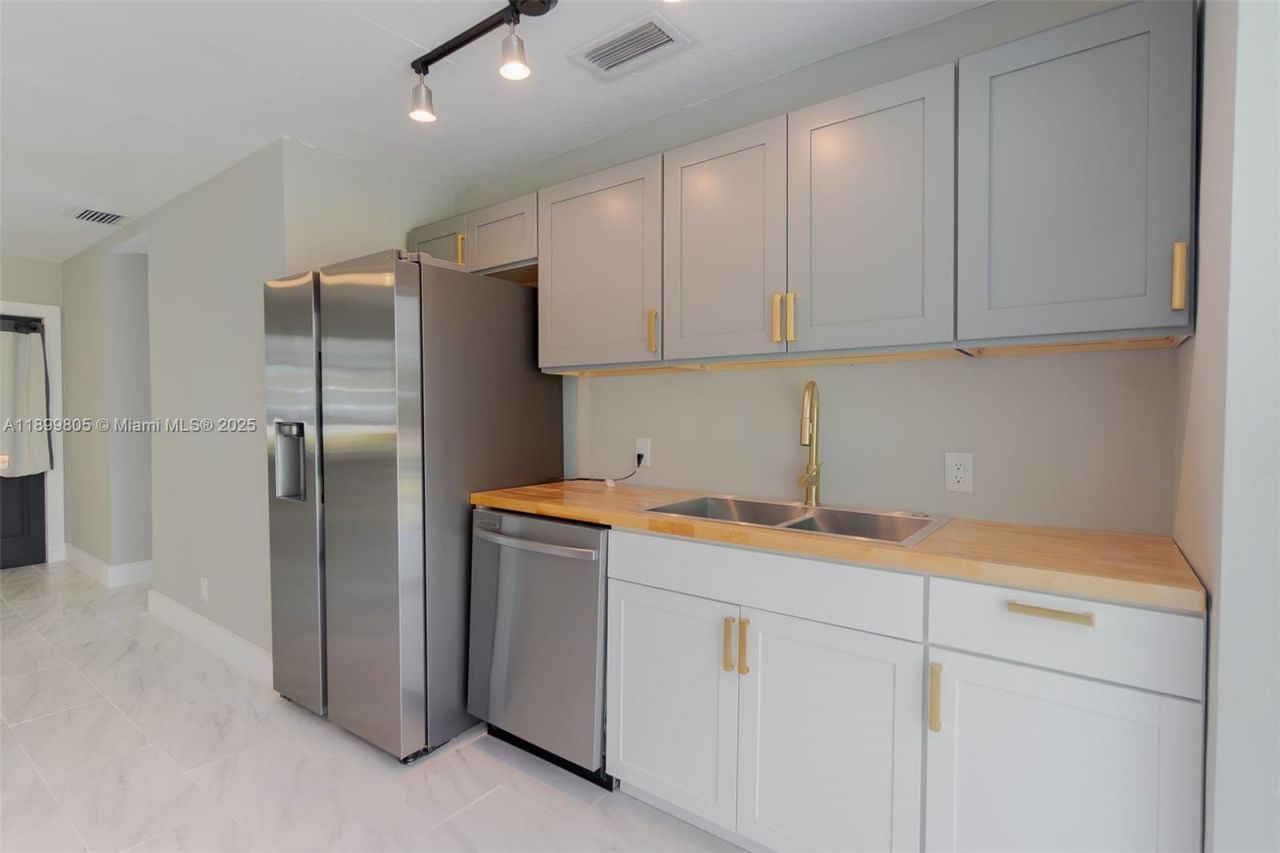 246 NE 13th St, Delray Beach, FL 33444 Photo