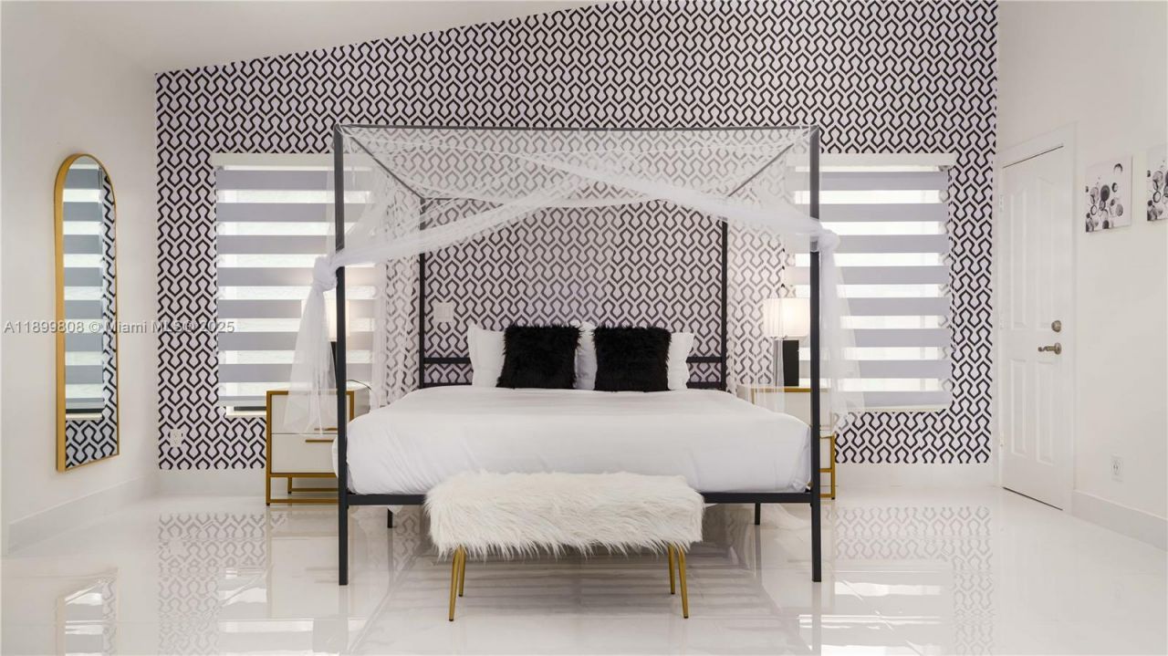 1361 NW 116th Ave, Plantation, FL 33323 Photo