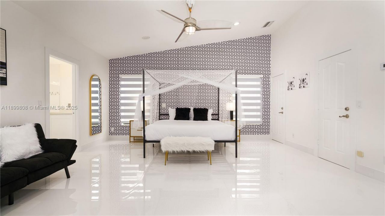 1361 NW 116th Ave, Plantation, FL 33323 Photo