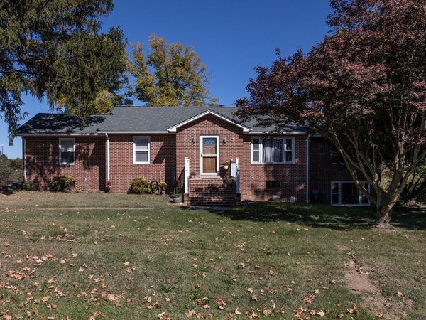 133 SHENELL DR, MOUNT JACKSON, VA 22842