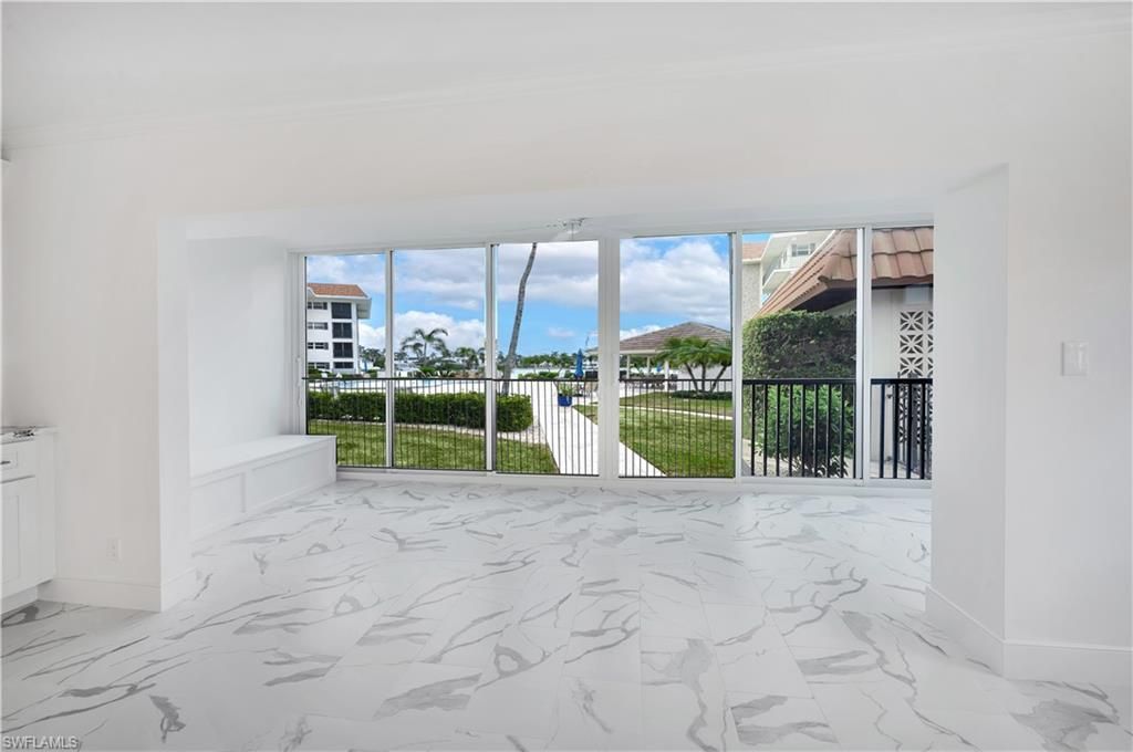 222 Harbour Dr, Unit 114, Naples, FL 34103 Photo