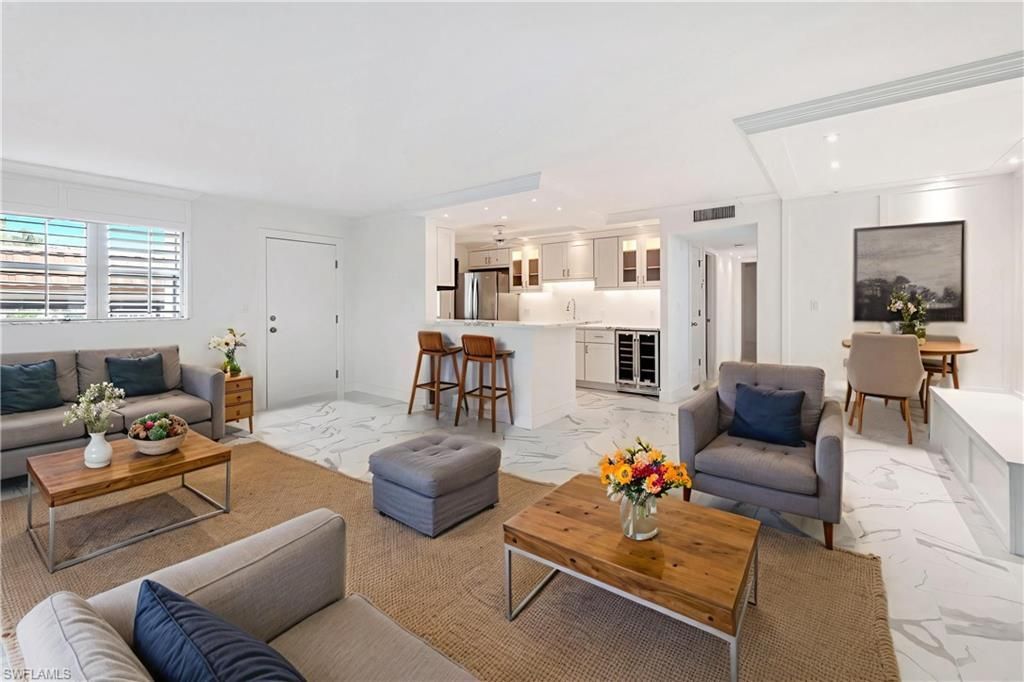 222 Harbour Dr, Unit 114, Naples, FL 34103 Photo