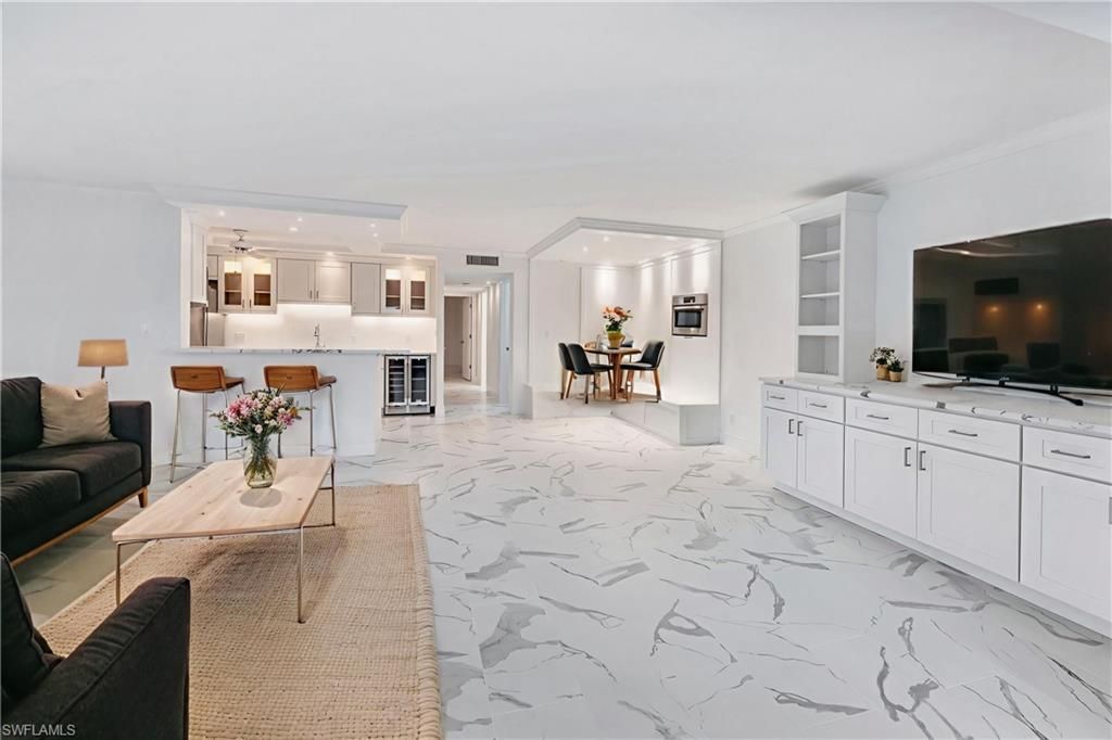 222 Harbour Dr, Unit 114, Naples, FL 34103 Photo