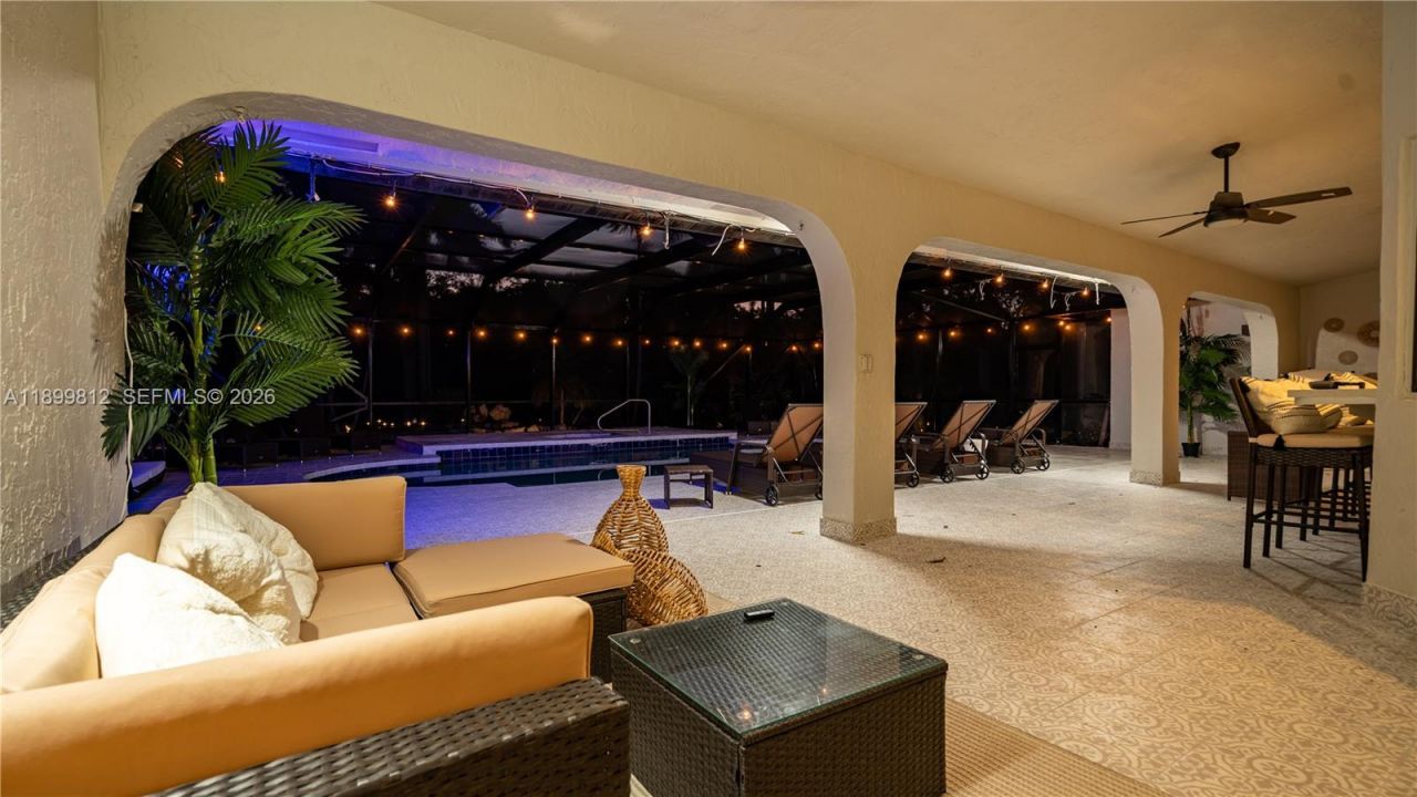 1361 NW 116th Ave, Plantation, FL 33323 Photo