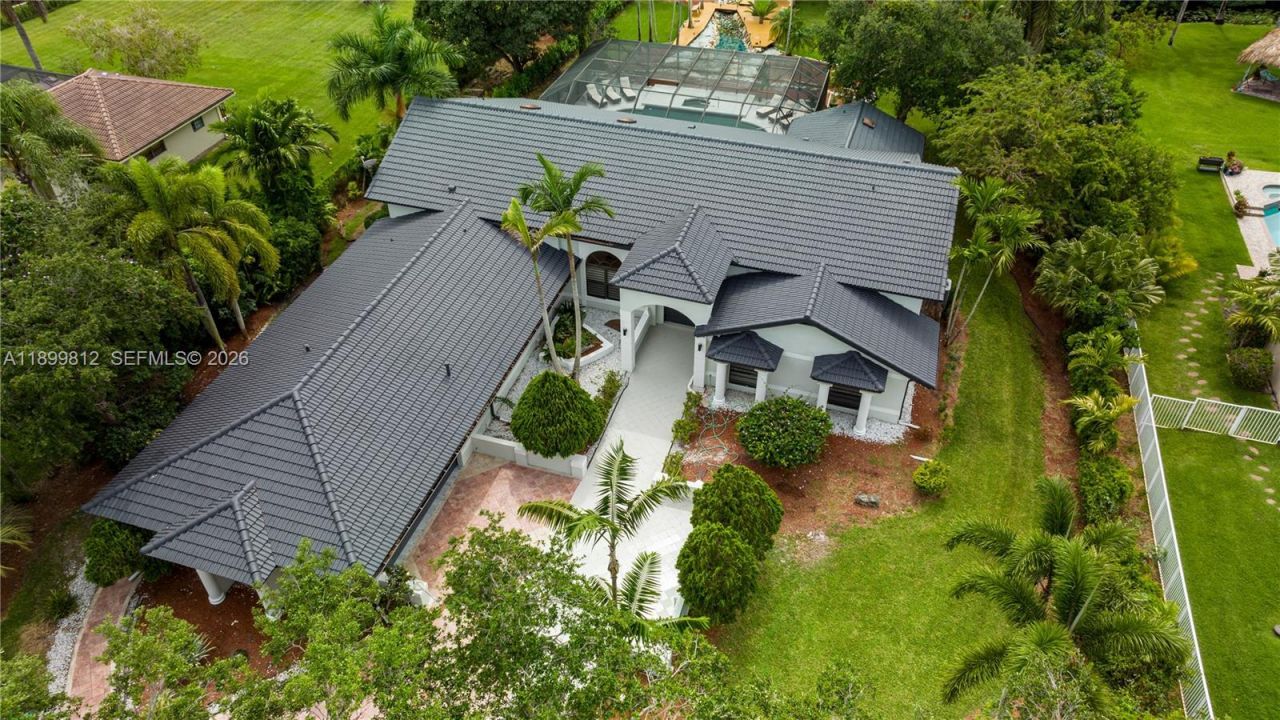 1361 NW 116th Ave, Plantation, FL 33323 Photo