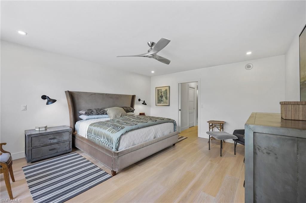 4051 Gulf Shore Blvd N, Unit 201, Naples, FL 34103 Photo