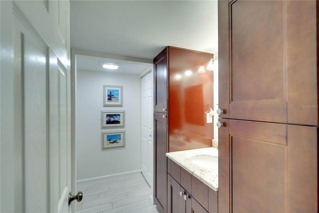 8706 54th Avenue W, Unit 18, Bradenton, FL 34210 Photo