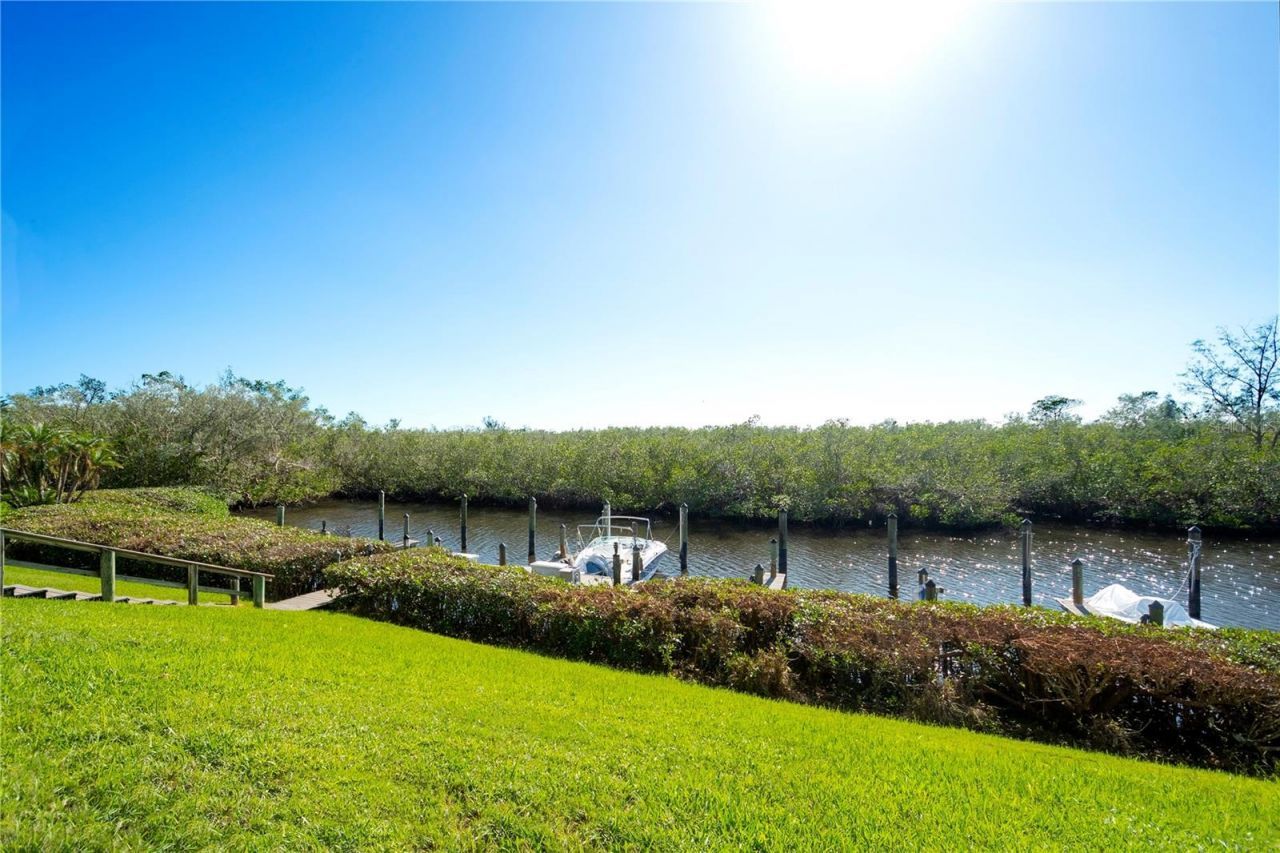 8706 54th Avenue W, Unit 18, Bradenton, FL 34210 Photo