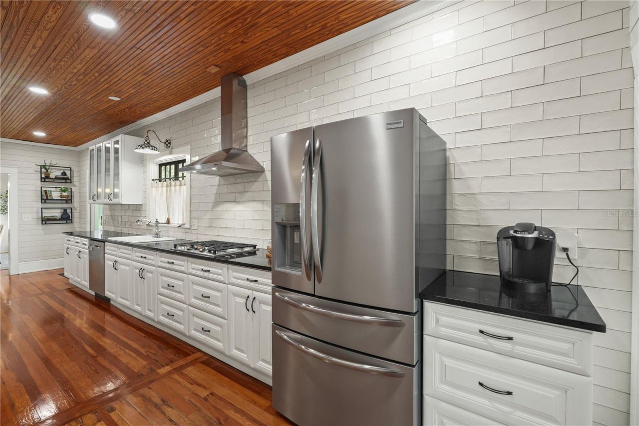 509 Faulkner Street, New Smyrna Beach, FL 32168 Photo