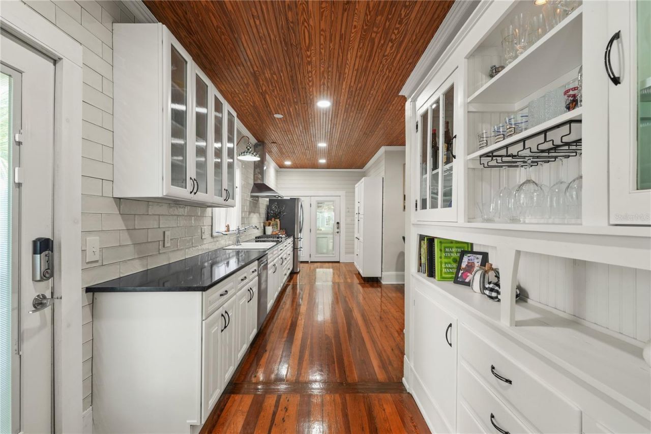 509 Faulkner Street, New Smyrna Beach, FL 32168 Photo