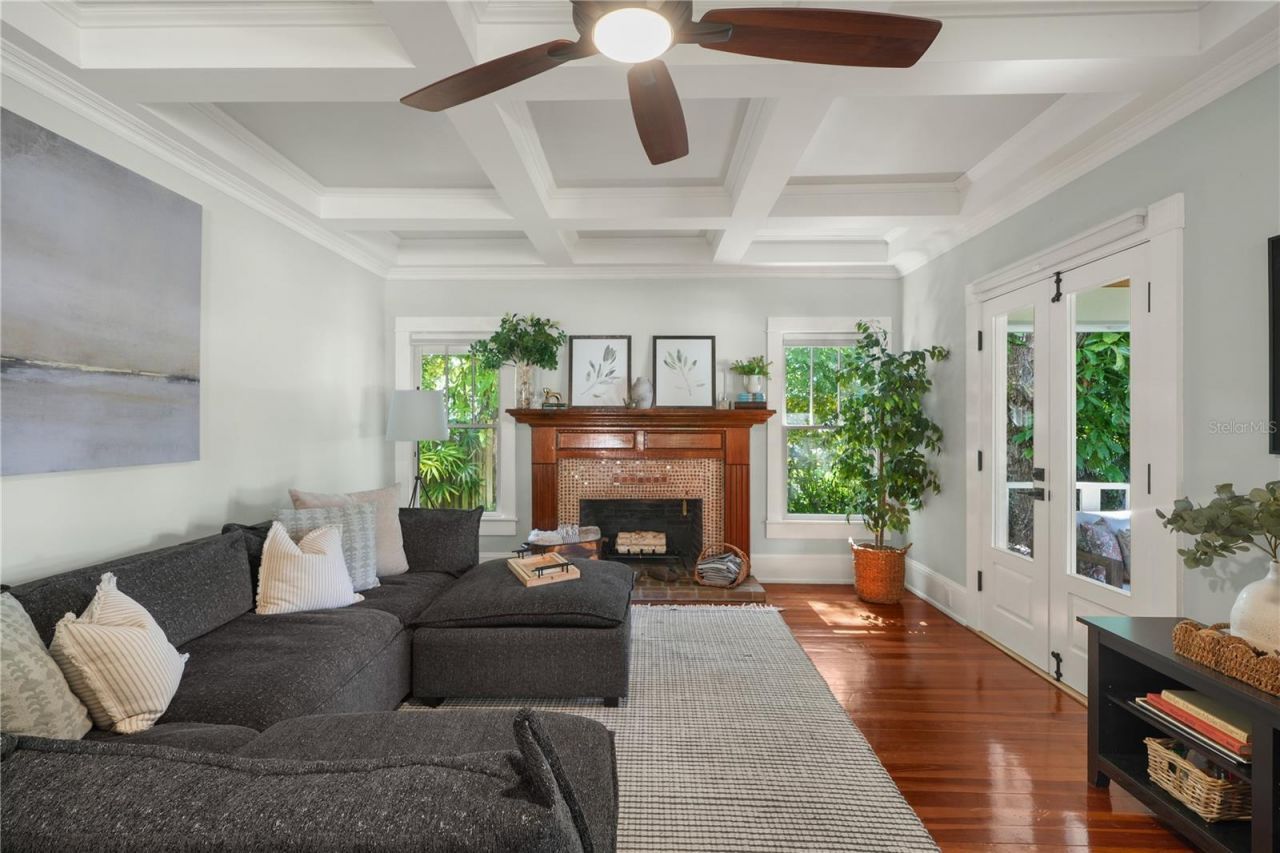 509 Faulkner Street, New Smyrna Beach, FL 32168 Photo