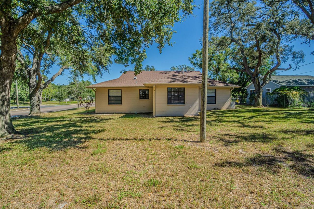 4300 18th Avenue S, Saint Petersburg, FL 33711 Photo