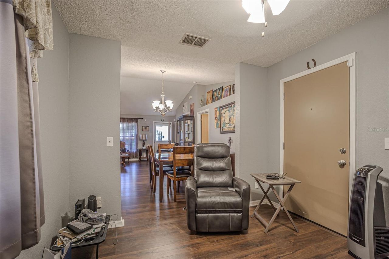 4300 18th Avenue S, Saint Petersburg, FL 33711 Photo