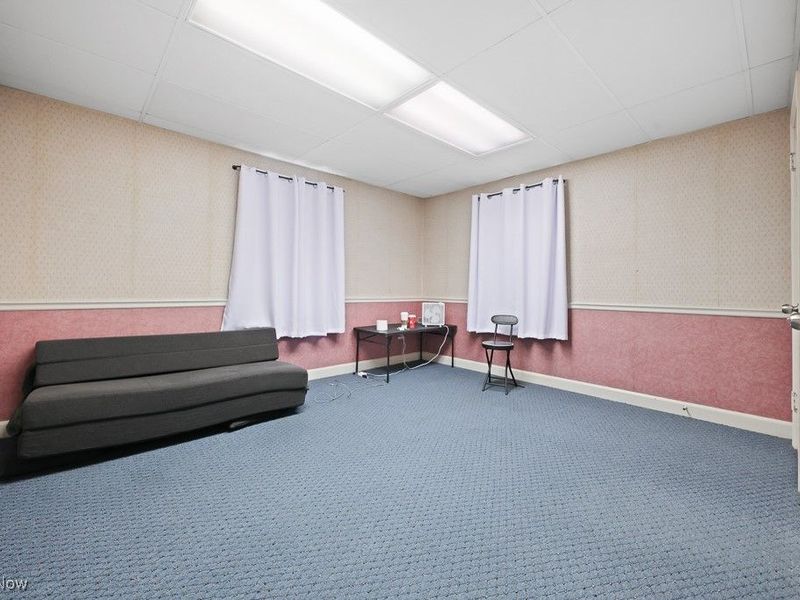 1077 W State Street, Alliance, OH 44601 Photo 13