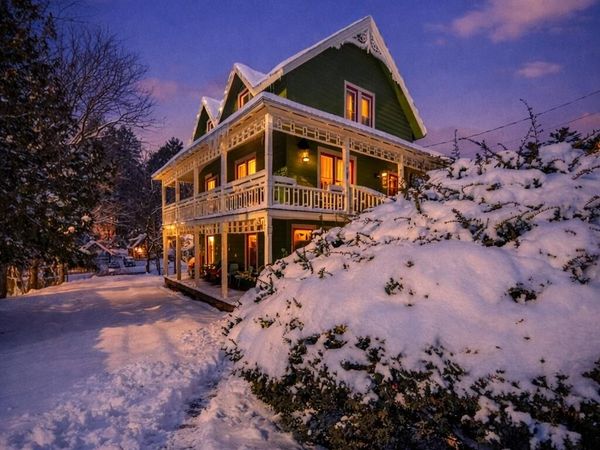 315 Lake Avenue, Lake Luzerne, NY 12846