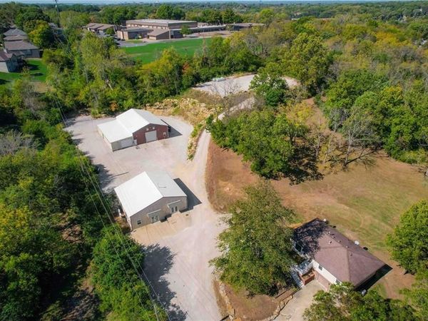 12410 Cherry Street, Kansas City, MO 64145