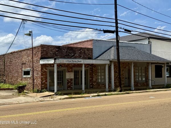 128 S First Street, Brookhaven, MS 39601