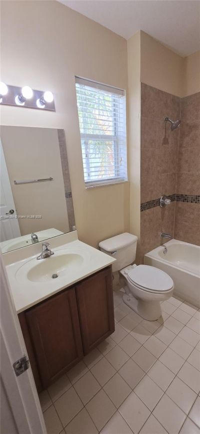 3020 Laurel Ridge Cir, Riviera Beach, FL 33404 Photo