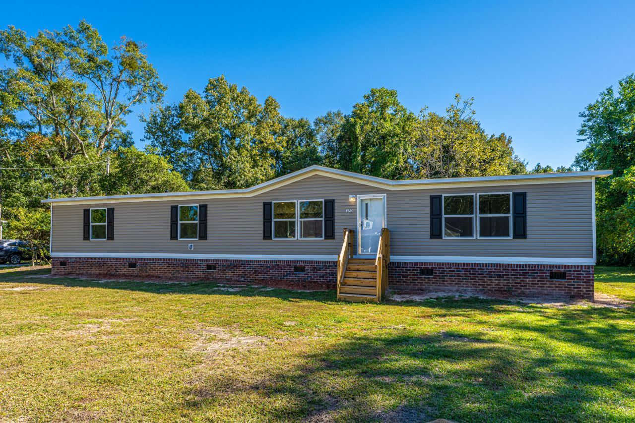 170 Church Road Saint Stephen, SC 29479
