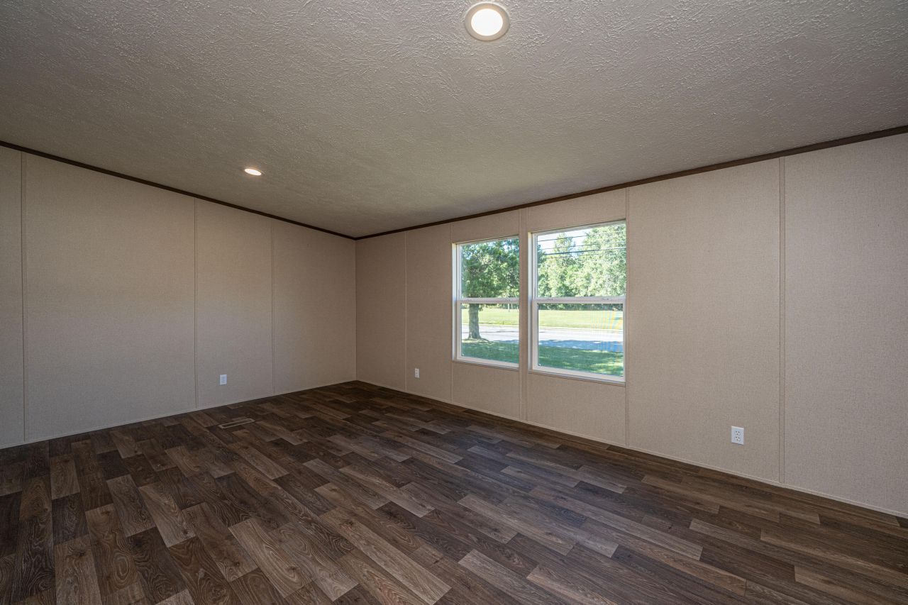 170 Church Road Photo 11