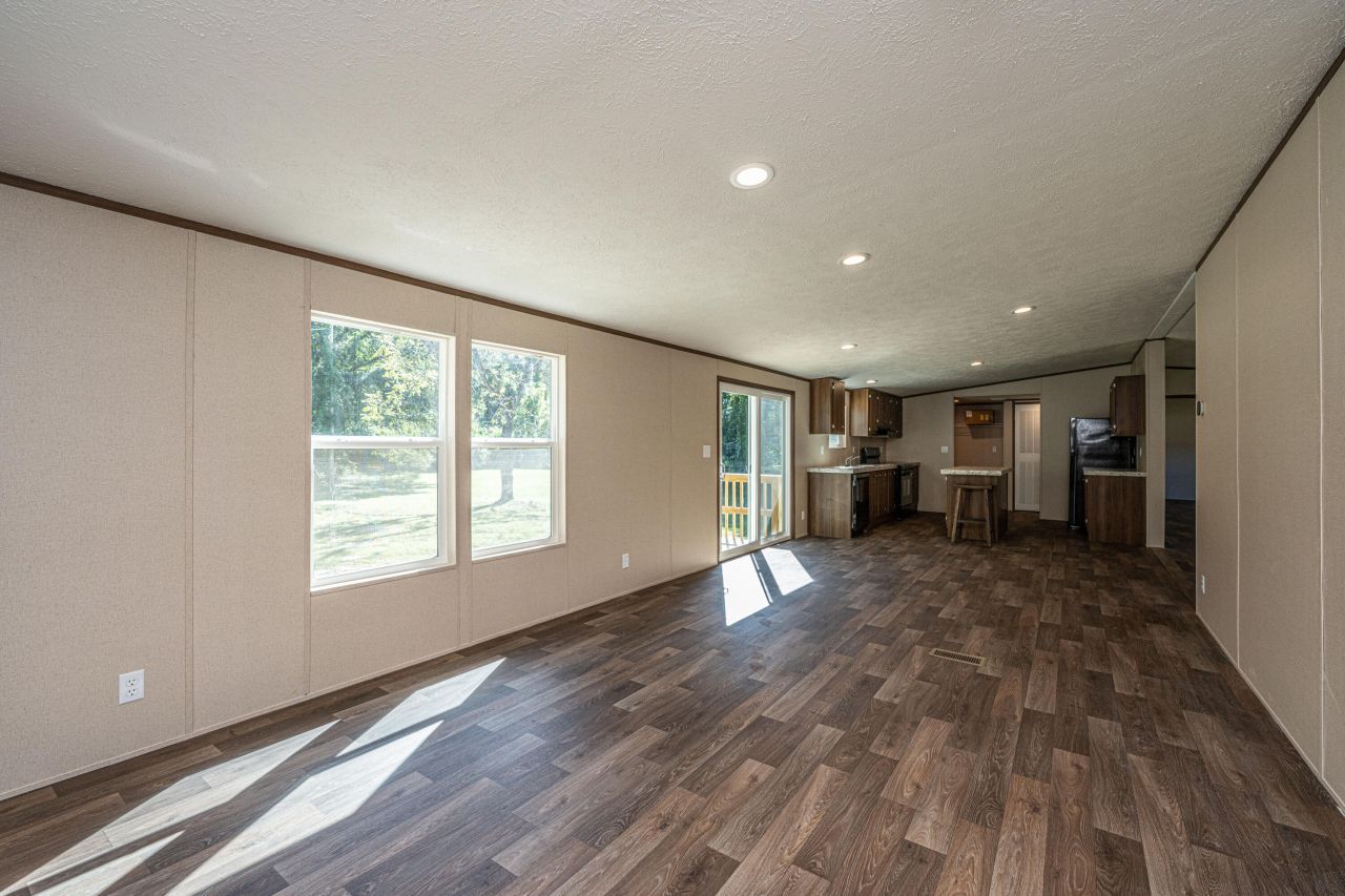 170 Church Road Photo 9