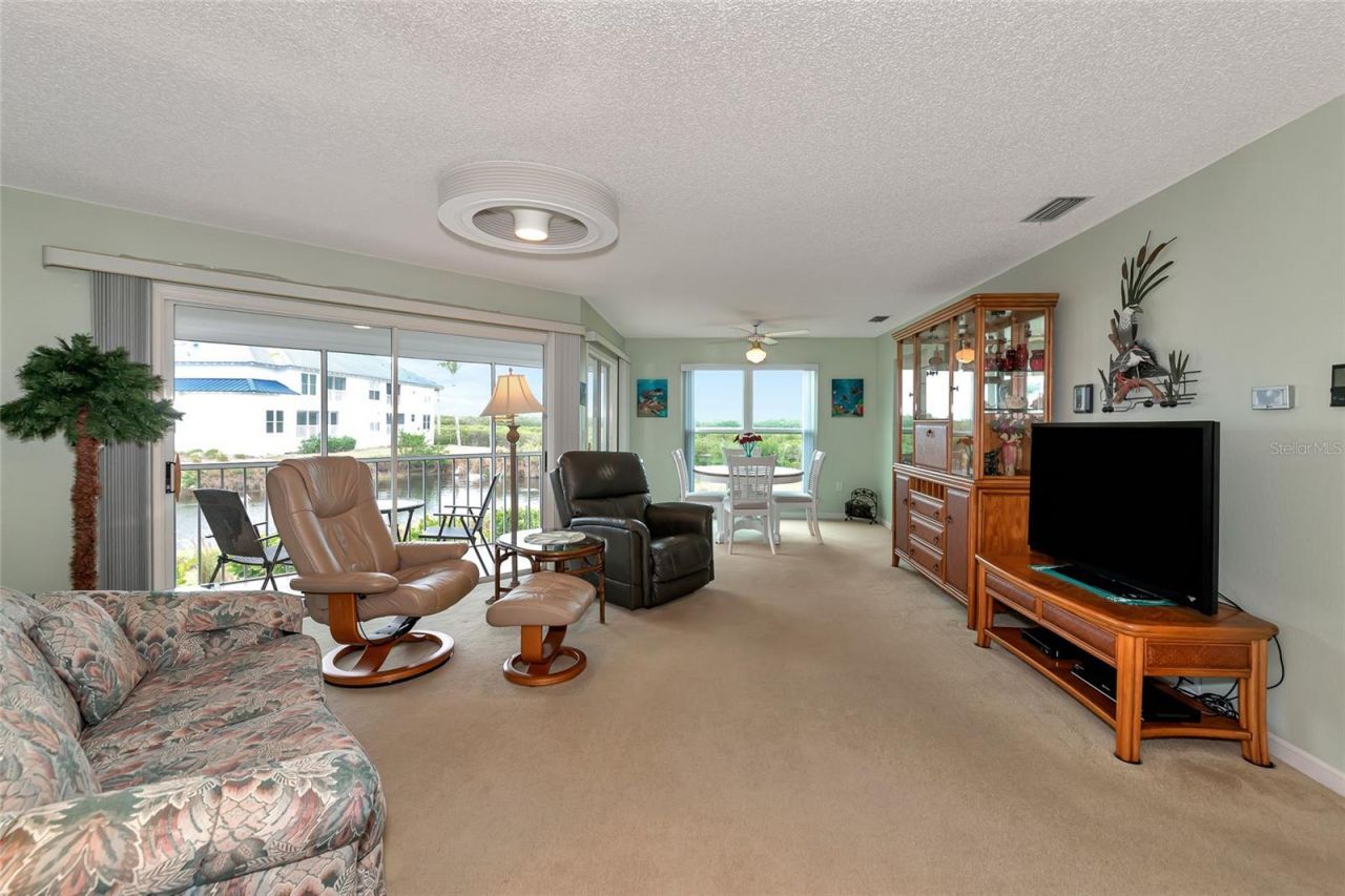 829 Audubon Drive, Unit 829, Bradenton, FL 34209 Photo
