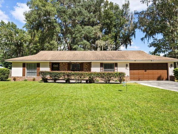 2323 SE 40TH STREET ROAD, OCALA, FL 34480