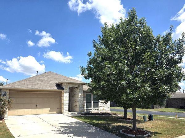 602 Mitchell DR, Hutto, TX 78634