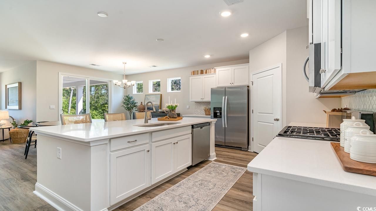 190 Bantry Ln. Photo 4