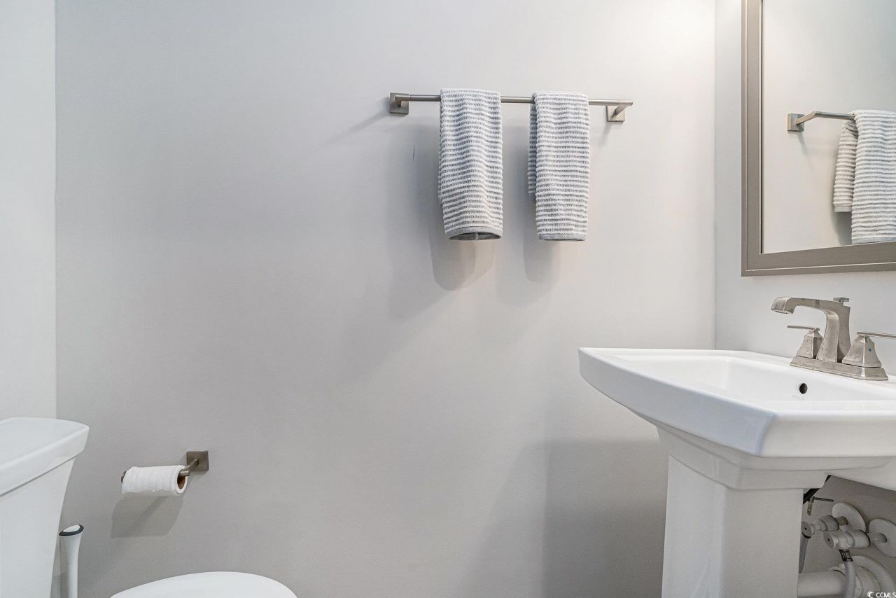 2377 Elowen Ln. Photo 12