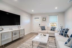 2377 Elowen Ln. photo 4