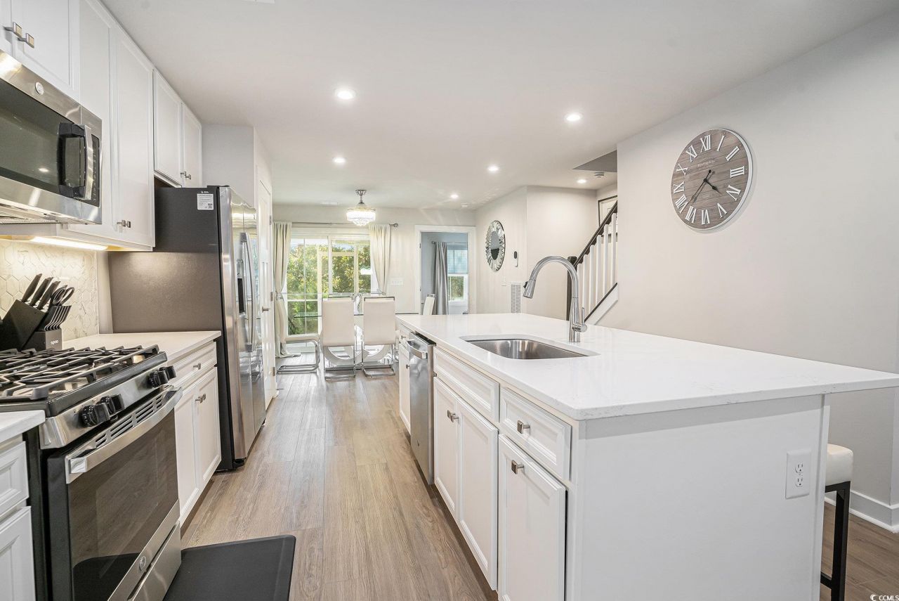 2377 Elowen Ln. Photo 8