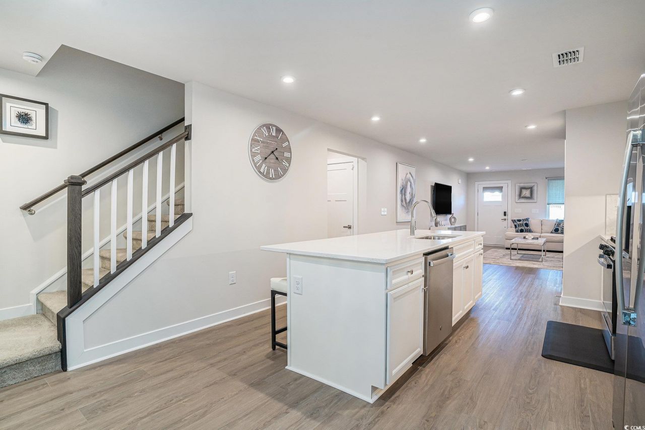 2377 Elowen Ln. Photo 9