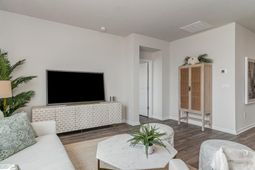 604 Anthem Ct. photo 4