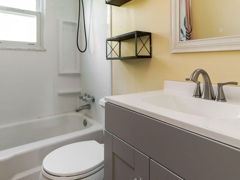 1084 Northfield Place S, Reynoldsburg, OH 43068 Photo 23