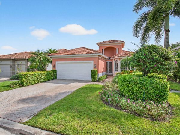 11612 Green Golf Lane, Boynton Beach, FL 33437