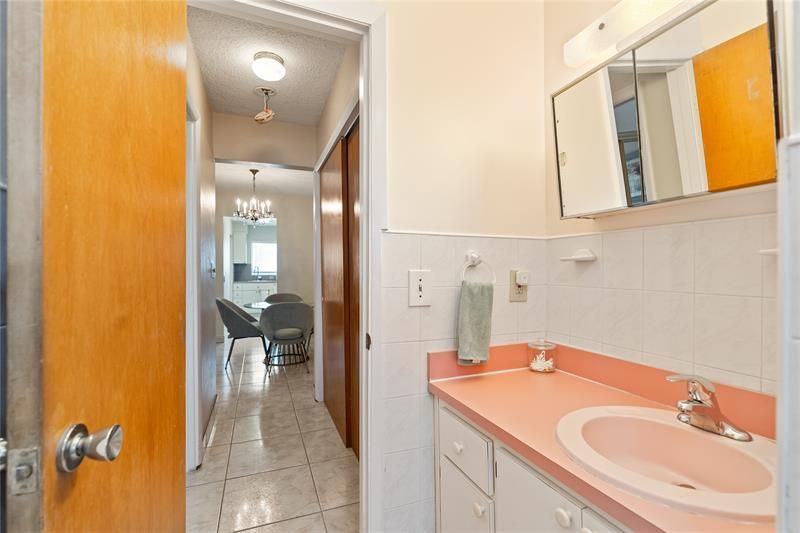 161 NE 10th Avenue, Unit 3B, Hallandale Beach, FL 33009 Photo