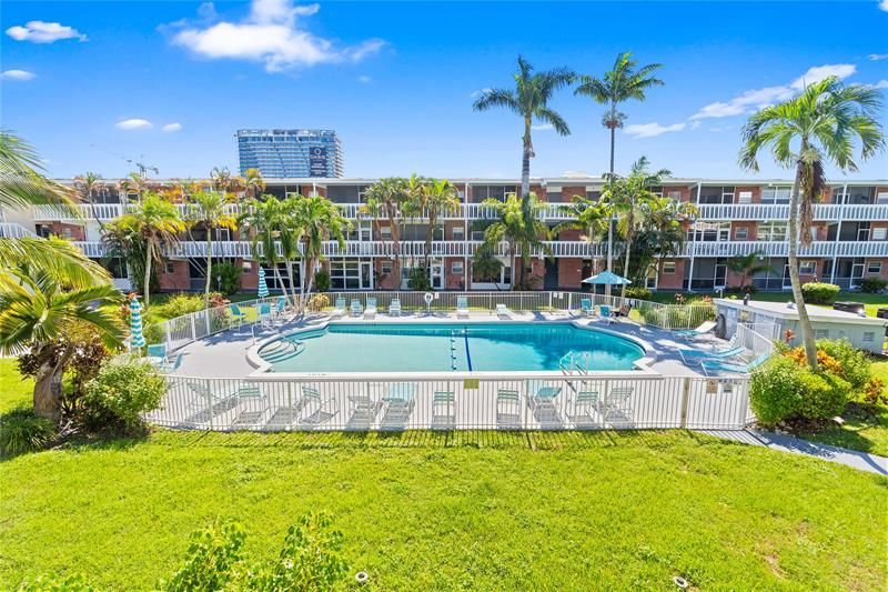 161 NE 10th Avenue, Unit 3B, Hallandale Beach, FL 33009 Photo