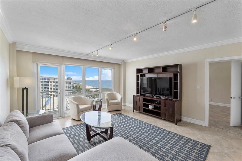 133 N Pompano Beach Boulevard, Unit PH-6, Pompano Beach, FL 33062 Photo