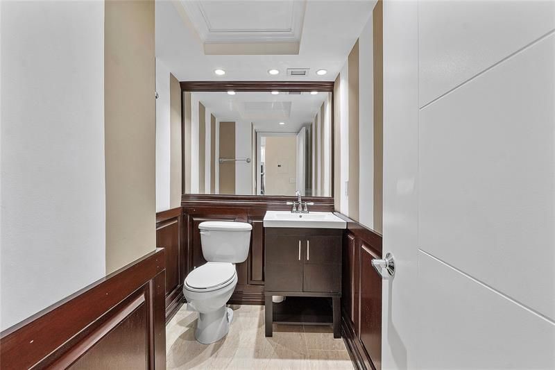 133 N Pompano Beach Boulevard, Unit PH-6, Pompano Beach, FL 33062 Photo