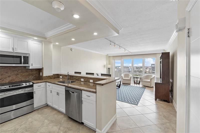 133 N Pompano Beach Boulevard, Unit PH-6, Pompano Beach, FL 33062 Photo